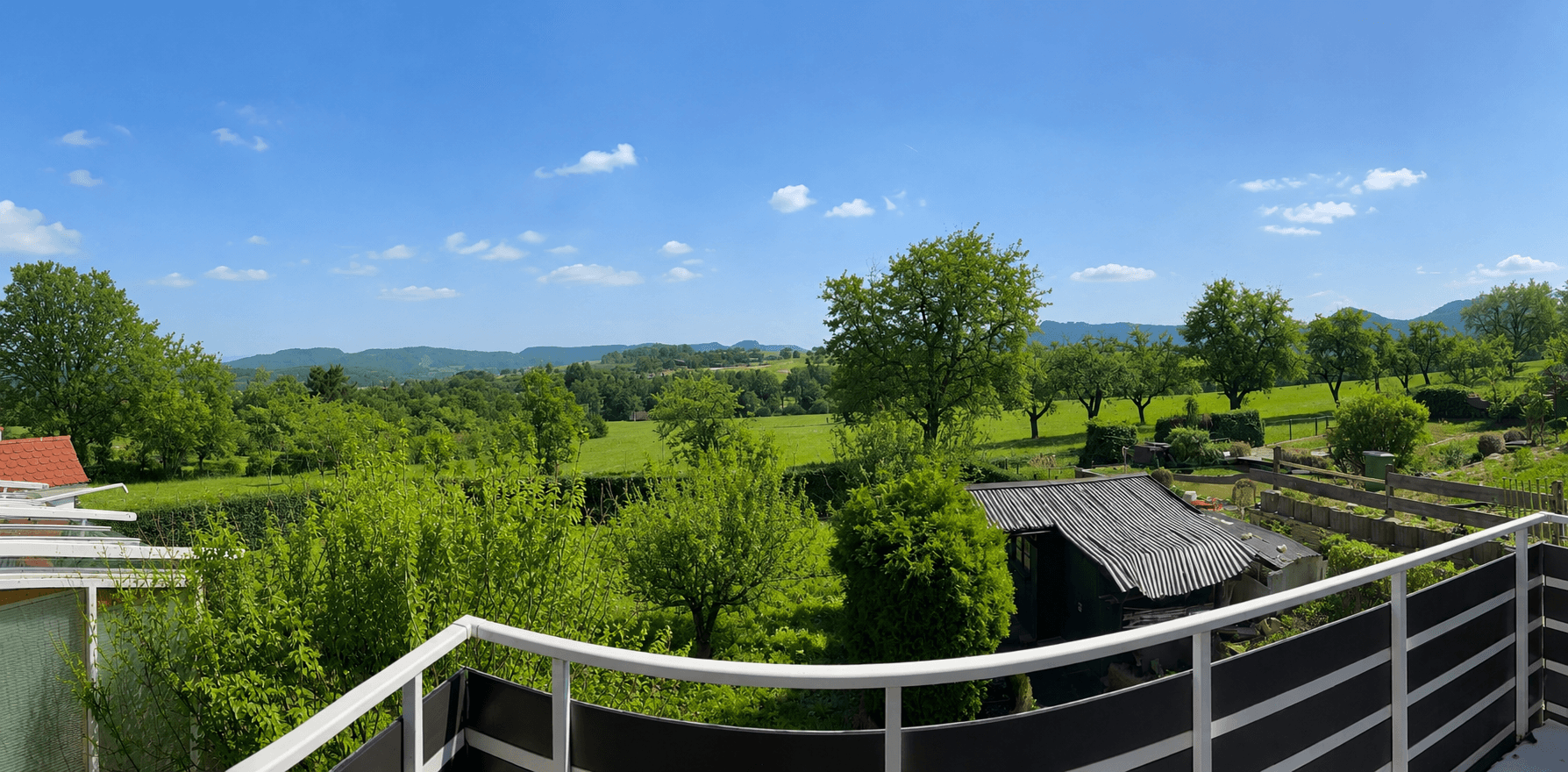 Prodej domu 220 m², pozemek 800 m², Balingen, Bádensko-Württembersko Prodej domu 220 m², pozemek 800 m², Balingen, Bádensko-Württembersko