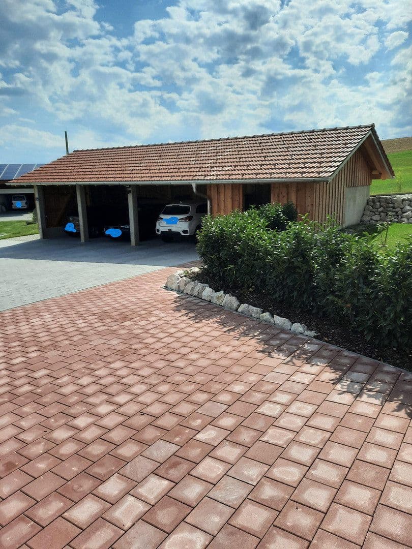 Pronájem bytu 4+1 110 m², Kirchdorf bei Haag in Oberbayern, Bavorsko Pronájem bytu 4+1 110 m², Kirchdorf bei Haag in Oberbayern, Bavorsko