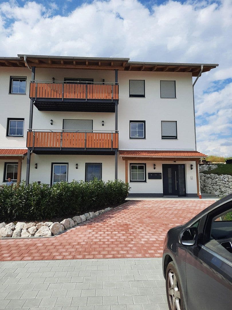 Pronájem bytu 4+1 110 m², Kirchdorf bei Haag in Oberbayern, Bavorsko Pronájem bytu 4+1 110 m², Kirchdorf bei Haag in Oberbayern, Bavorsko