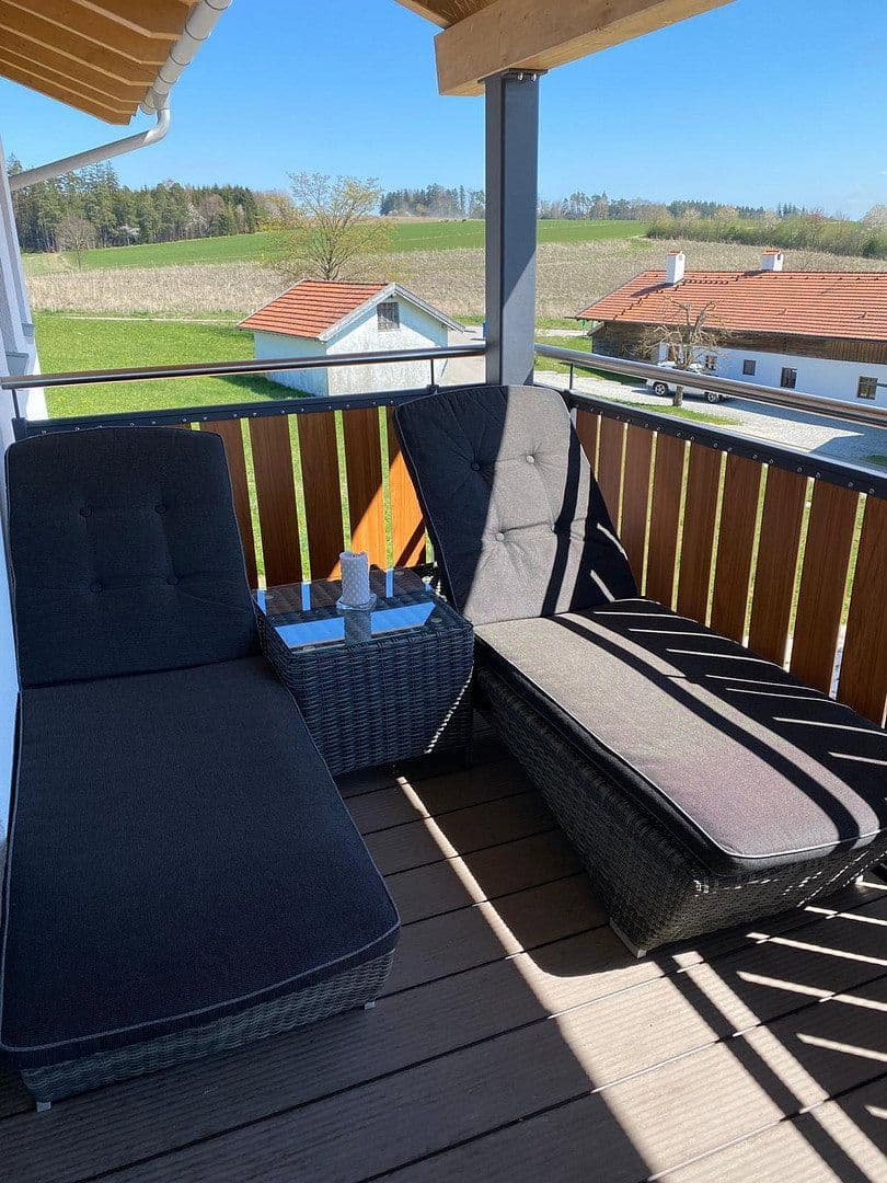 Pronájem bytu 4+1 110 m², Kirchdorf bei Haag in Oberbayern, Bavorsko Pronájem bytu 4+1 110 m², Kirchdorf bei Haag in Oberbayern, Bavorsko