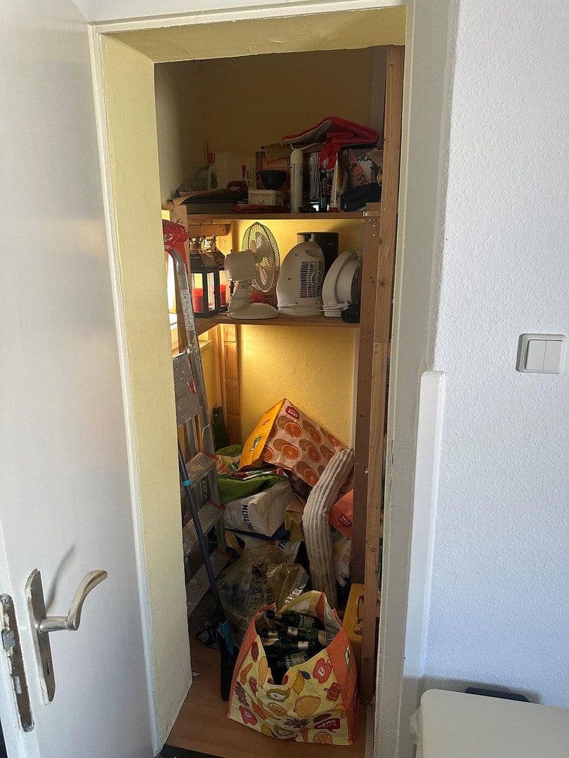 Pronájem bytu 3+1 88 m², Ringstraße 16, Höhr-Grenzhausen, Porýní-Falc Pronájem bytu 3+1 88 m², Ringstraße 16, Höhr-Grenzhausen, Porýní-Falc