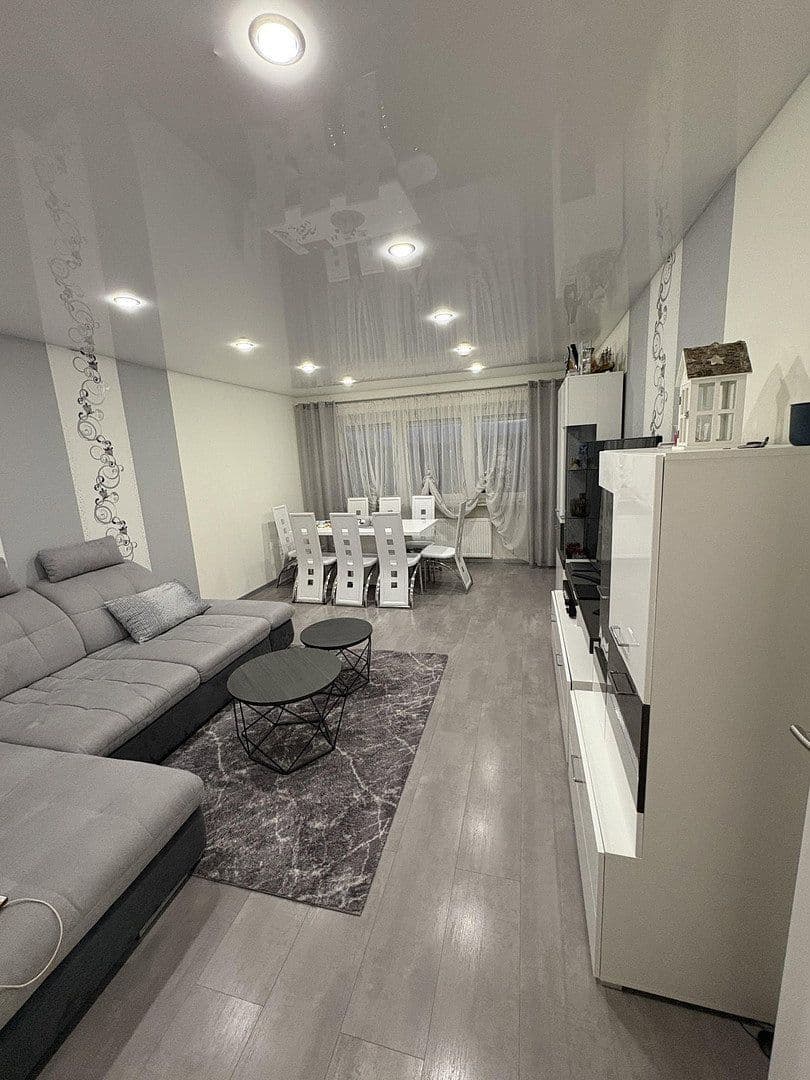 Prodej bytu 4+1 88 m², Neunkirchen a. Sand, Bavorsko Prodej bytu 4+1 88 m², Neunkirchen a. Sand, Bavorsko