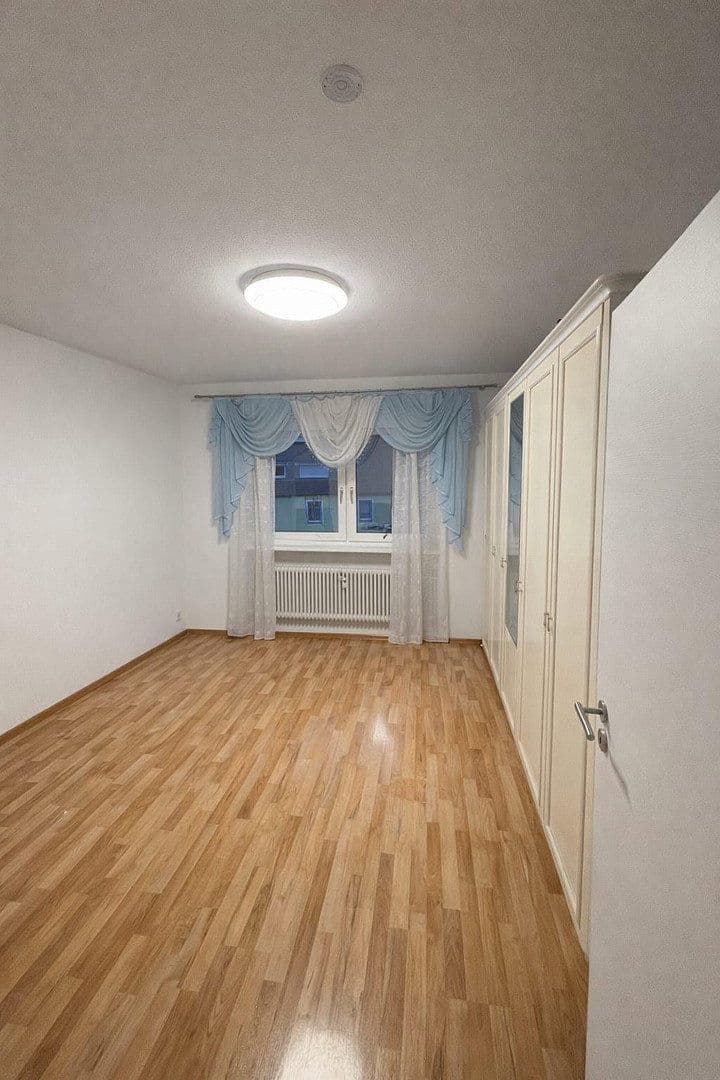 Prodej bytu 4+1 88 m², Neunkirchen a. Sand, Bavorsko Prodej bytu 4+1 88 m², Neunkirchen a. Sand, Bavorsko