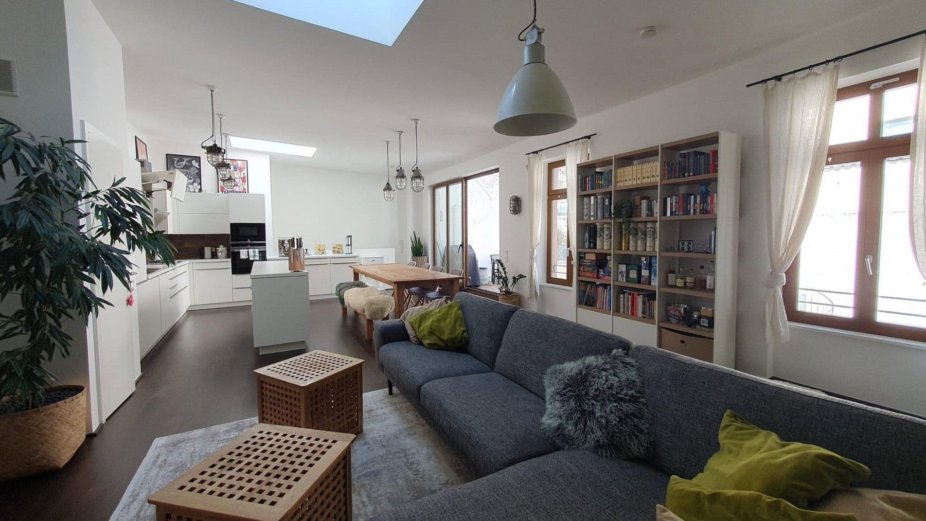 Prodej bytu 3+1 143 m², Mainz, Porýní-Falc Prodej bytu 3+1 143 m², Mainz, Porýní-Falc
