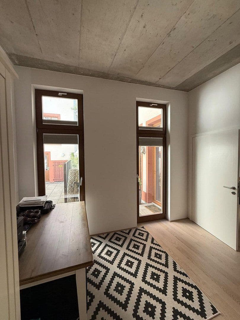 Prodej bytu 3+1 143 m², Mainz, Porýní-Falc Prodej bytu 3+1 143 m², Mainz, Porýní-Falc