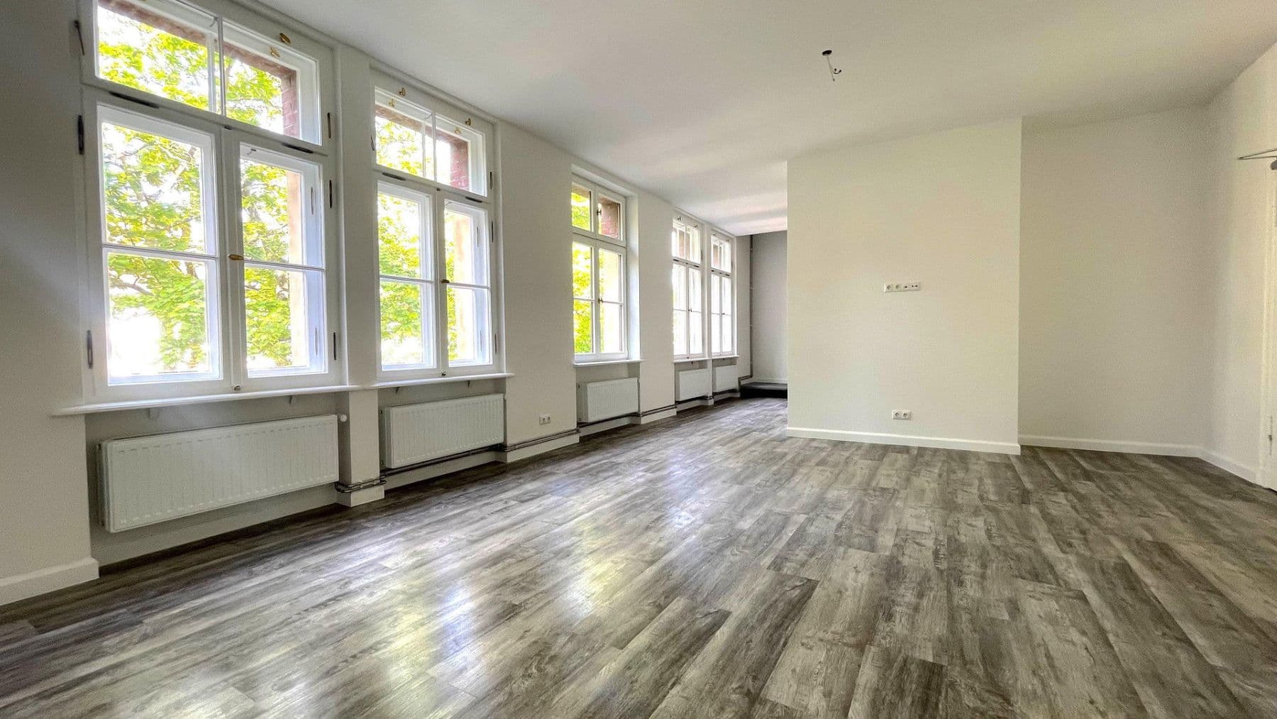 Pronájem bytu 3+1 111 m², Räuschstr. 68, Berlin, Berlín Pronájem bytu 3+1 111 m², Räuschstr. 68, Berlin, Berlín
