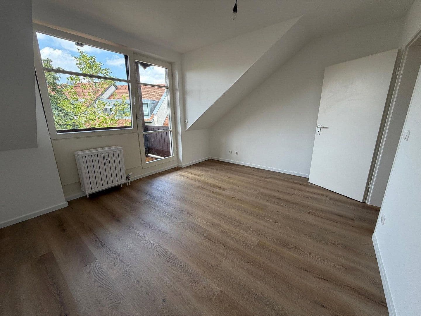 Pronájem bytu 2+1 47 m², Hofmarkweg 4, Unterhaching, Bavorsko Pronájem bytu 2+1 47 m², Hofmarkweg 4, Unterhaching, Bavorsko