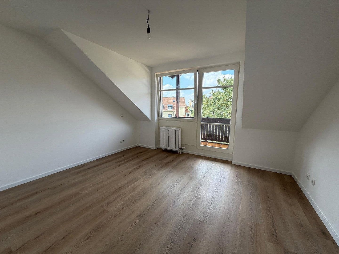 Pronájem bytu 2+1 47 m², Hofmarkweg 4, Unterhaching, Bavorsko Pronájem bytu 2+1 47 m², Hofmarkweg 4, Unterhaching, Bavorsko