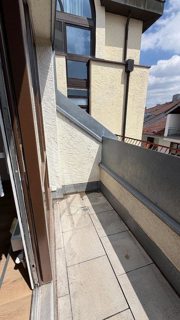 Pronájem bytu 2+1 47 m², Hofmarkweg 4, Unterhaching, Bavorsko Pronájem bytu 2+1 47 m², Hofmarkweg 4, Unterhaching, Bavorsko