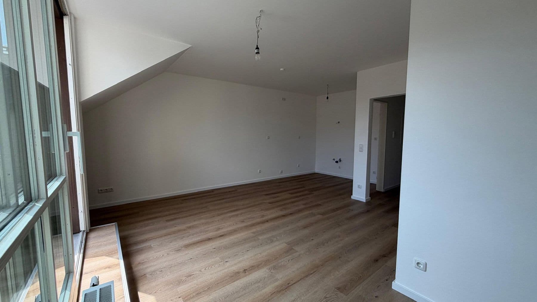 Pronájem bytu 2+1 47 m², Hofmarkweg 4, Unterhaching, Bavorsko Pronájem bytu 2+1 47 m², Hofmarkweg 4, Unterhaching, Bavorsko