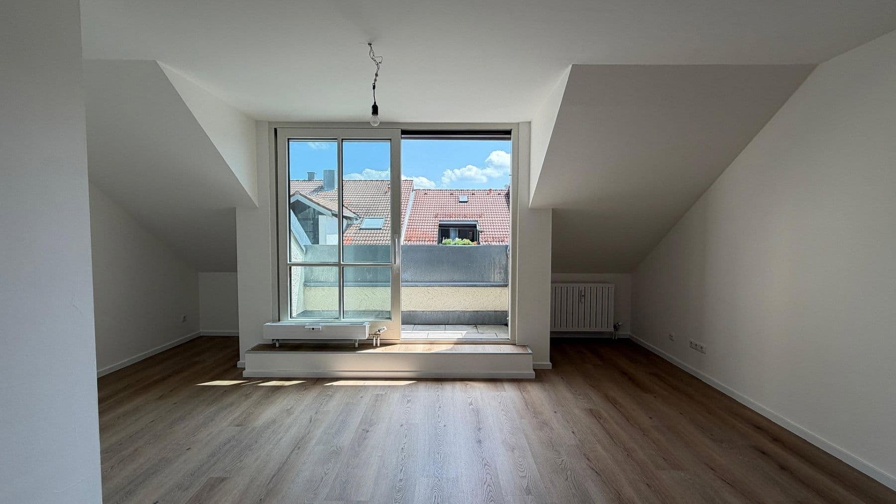 Pronájem bytu 2+1 47 m², Hofmarkweg 4, Unterhaching, Bavorsko Pronájem bytu 2+1 47 m², Hofmarkweg 4, Unterhaching, Bavorsko