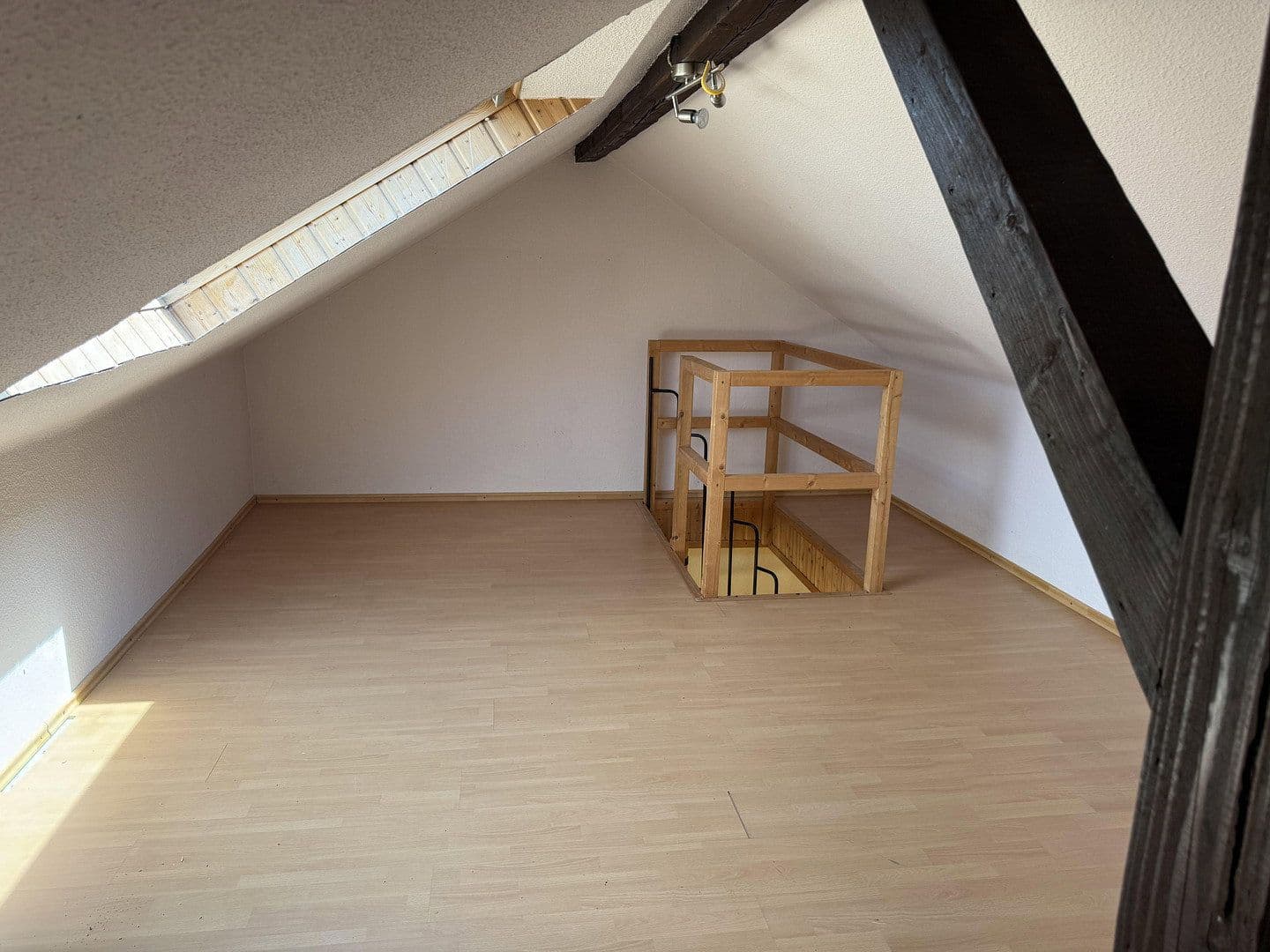 Prodej domu 185 m², pozemek 700 m², Bad Rappenau, Bádensko-Württembersko Prodej domu 185 m², pozemek 700 m², Bad Rappenau, Bádensko-Württembersko