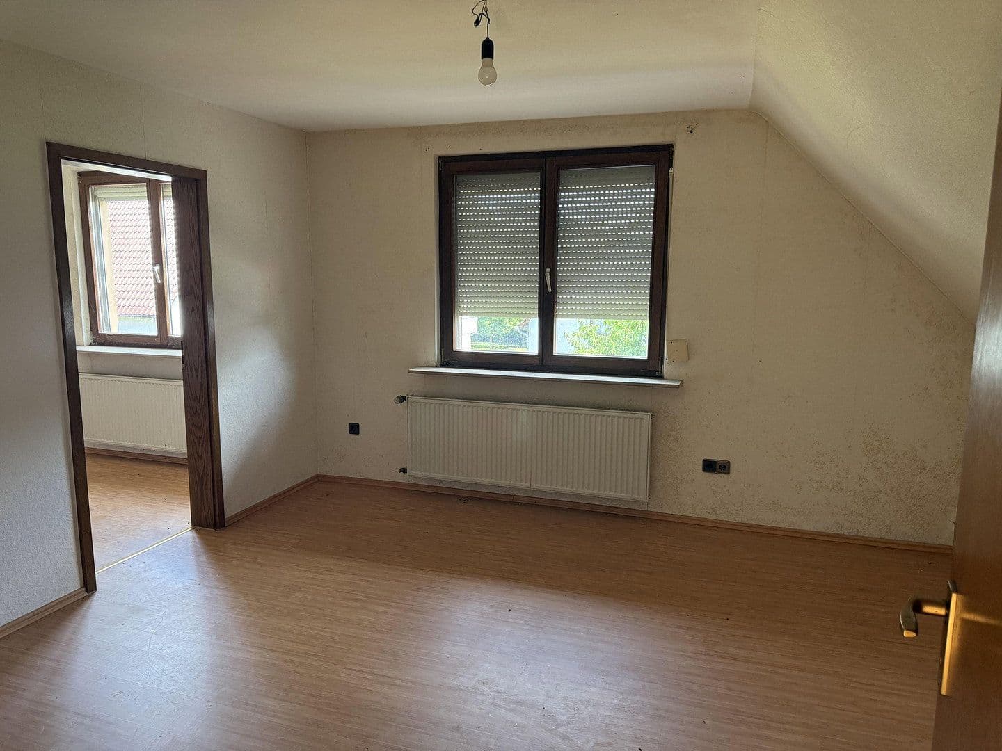Prodej domu 185 m², pozemek 700 m², Bad Rappenau, Bádensko-Württembersko Prodej domu 185 m², pozemek 700 m², Bad Rappenau, Bádensko-Württembersko
