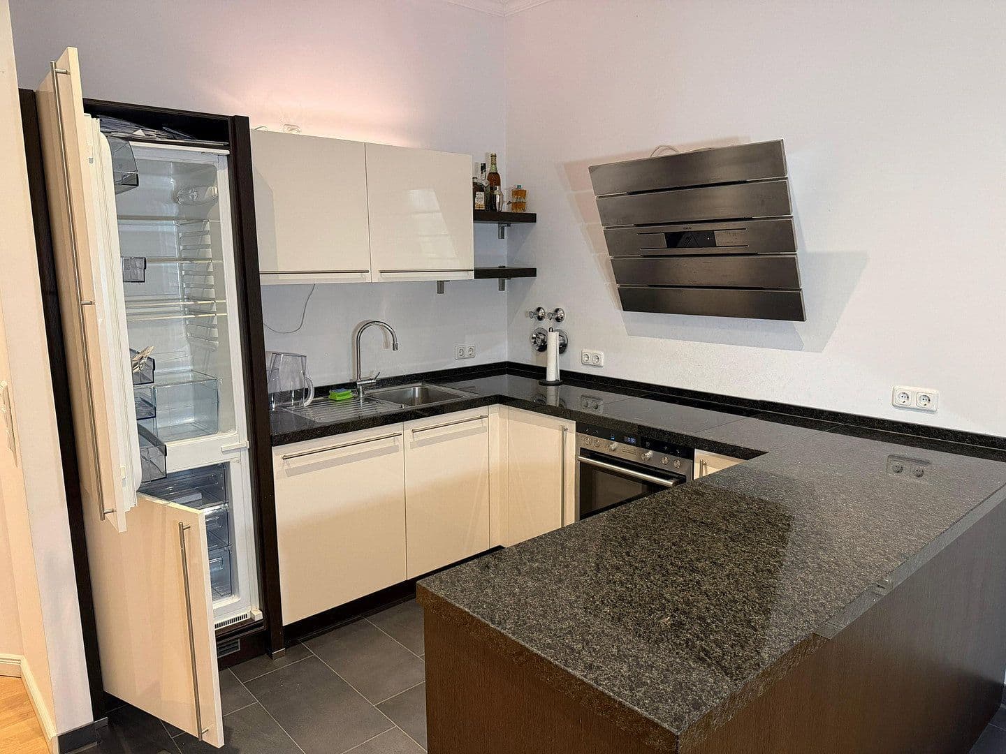 Prodej bytu 3+1 98 m², Finowstrasse 17, Berlin Friedrichshain, Berlín Prodej bytu 3+1 98 m², Finowstrasse 17, Berlin Friedrichshain, Berlín