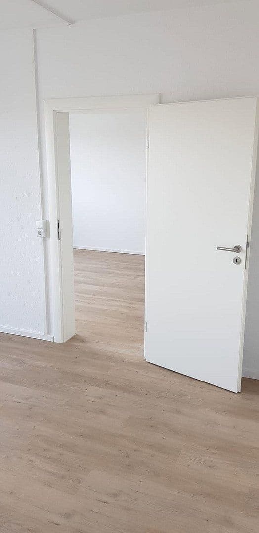 Pronájem bytu 3+1 62 m², Neubau 16, Elterlein, Sasko Pronájem bytu 3+1 62 m², Neubau 16, Elterlein, Sasko