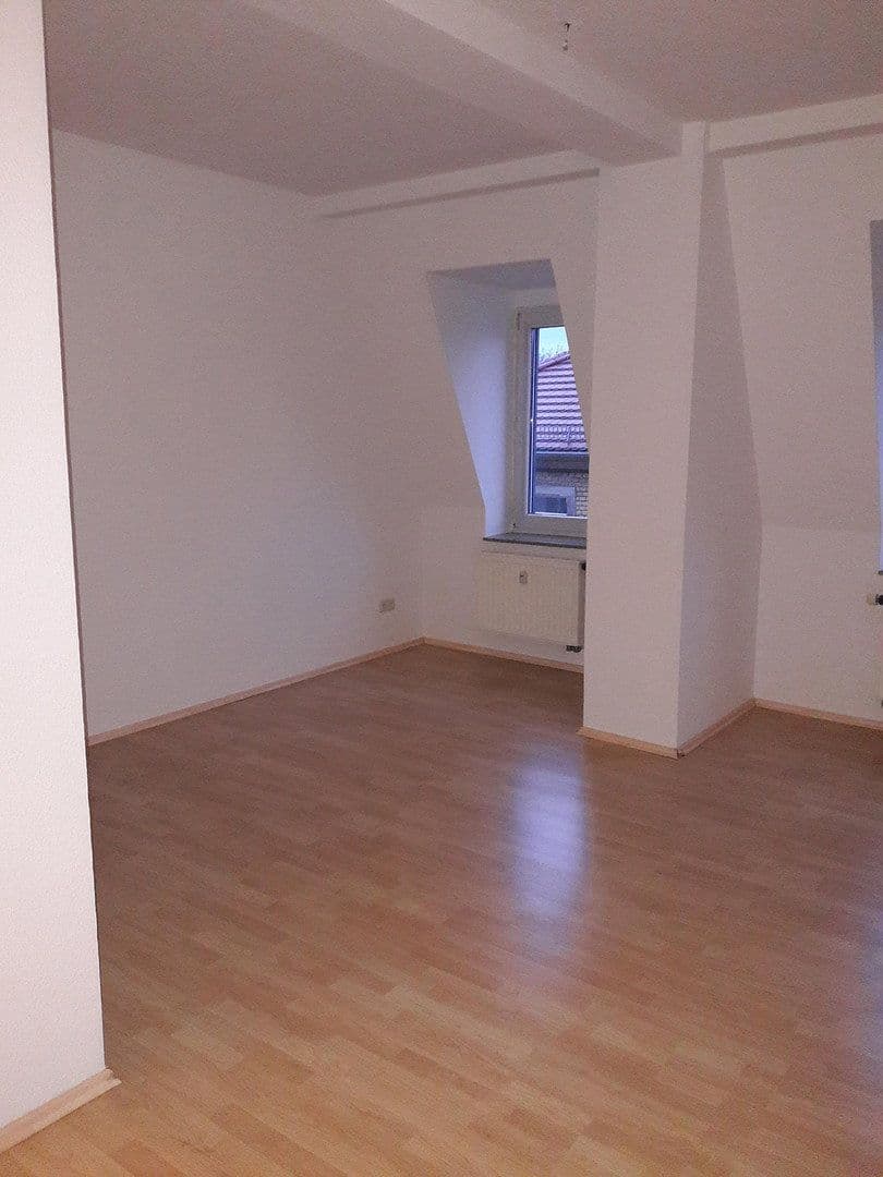 Pronájem bytu 2+1 41 m², Gohliserstrasse 6, Dresden, Sasko Pronájem bytu 2+1 41 m², Gohliserstrasse 6, Dresden, Sasko