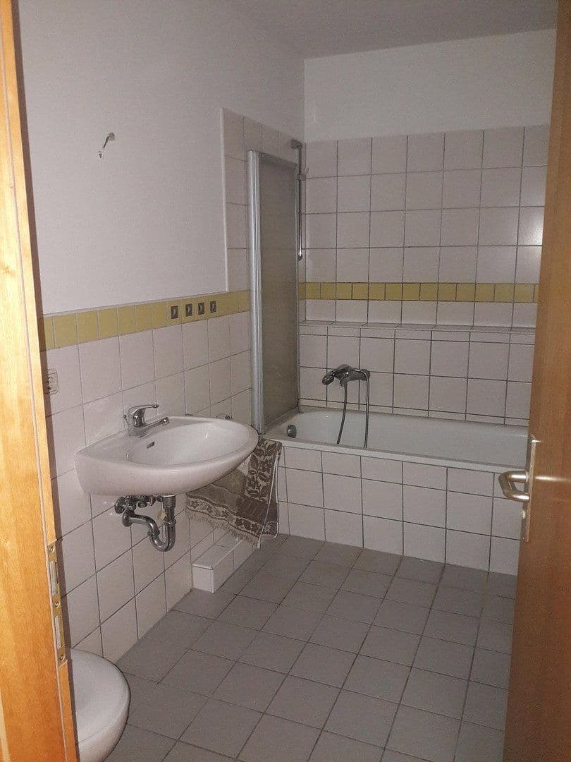 Pronájem bytu 2+1 41 m², Gohliserstrasse 6, Dresden, Sasko Pronájem bytu 2+1 41 m², Gohliserstrasse 6, Dresden, Sasko