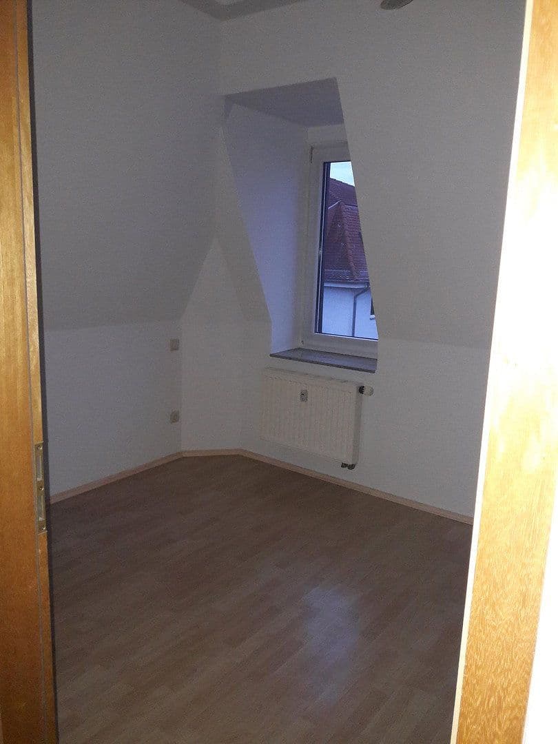 Pronájem bytu 2+1 41 m², Gohliserstrasse 6, Dresden, Sasko Pronájem bytu 2+1 41 m², Gohliserstrasse 6, Dresden, Sasko