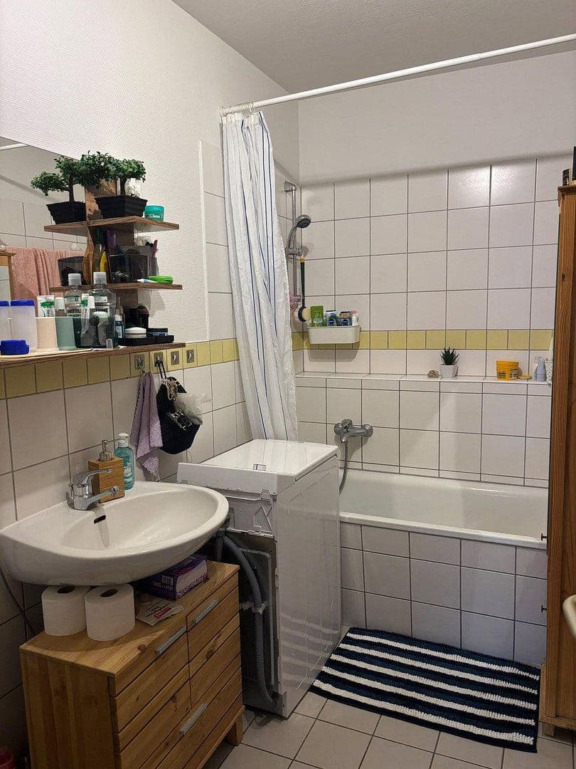 Pronájem bytu 2+1 41 m², Gohliserstrasse 6, Dresden, Sasko Pronájem bytu 2+1 41 m², Gohliserstrasse 6, Dresden, Sasko
