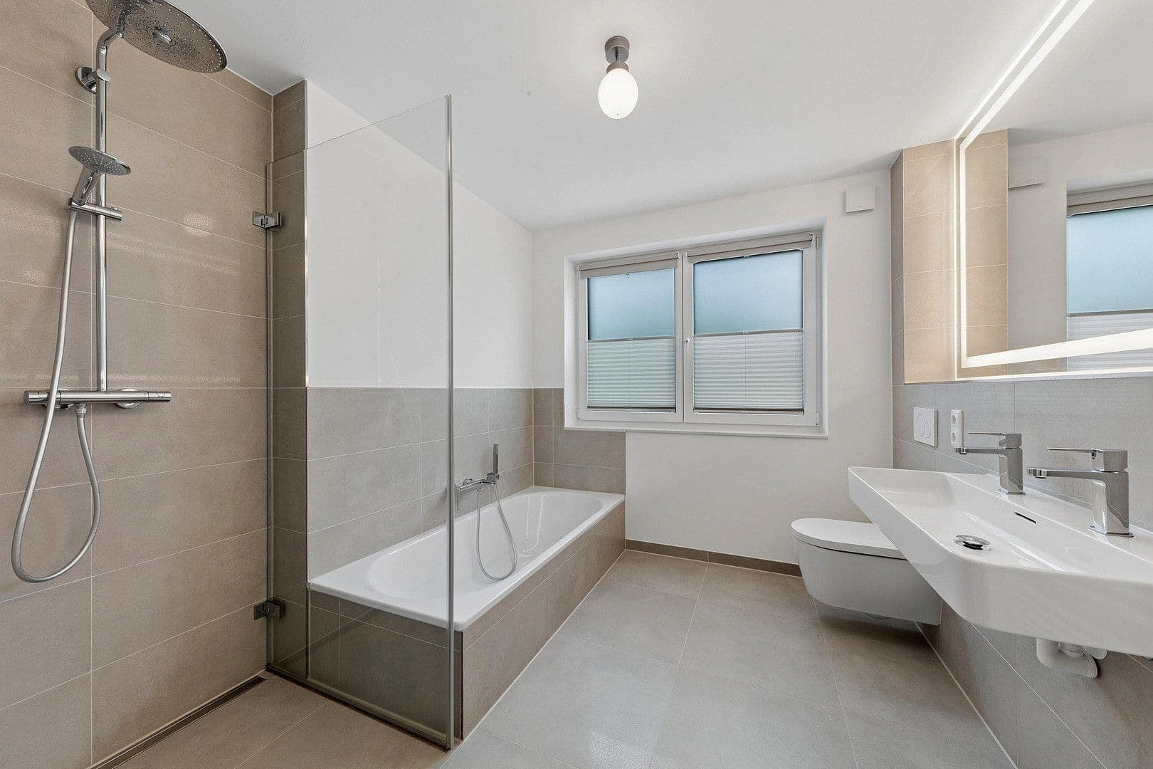 Pronájem bytu 3+1 77 m², Ziehrerweg 5a, Hamburg, Hamburg Pronájem bytu 3+1 77 m², Ziehrerweg 5a, Hamburg, Hamburg