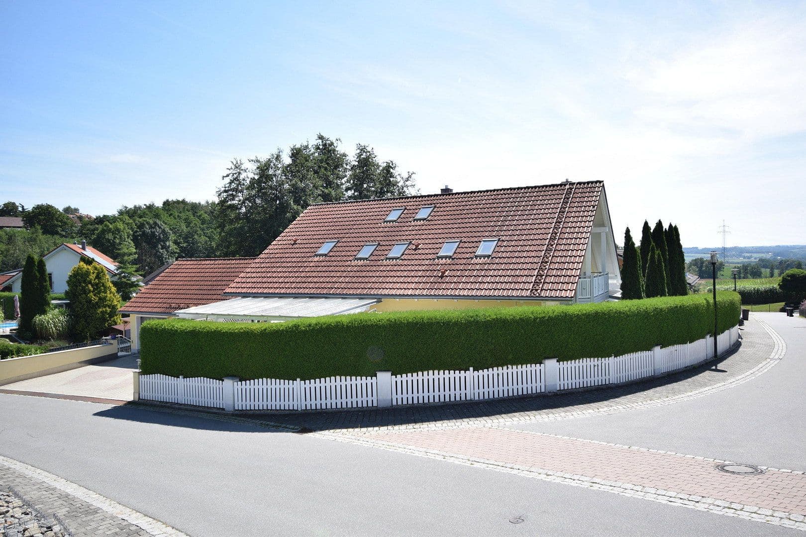 Prodej domu 350 m², pozemek 890 m², Vilshofen an der Donau, Bavorsko Prodej domu 350 m², pozemek 890 m², Vilshofen an der Donau, Bavorsko