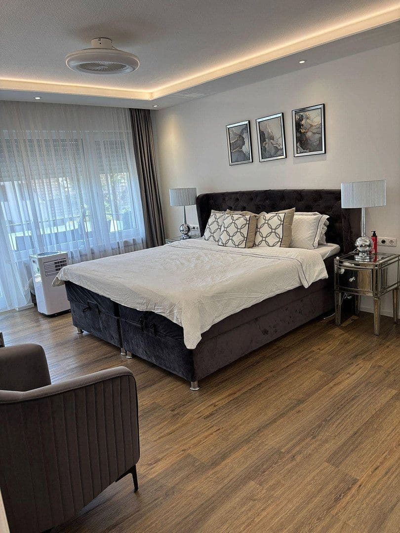 Prodej domu 200 m², pozemek 313 m², Schweinfurt, Bavorsko Prodej domu 200 m², pozemek 313 m², Schweinfurt, Bavorsko