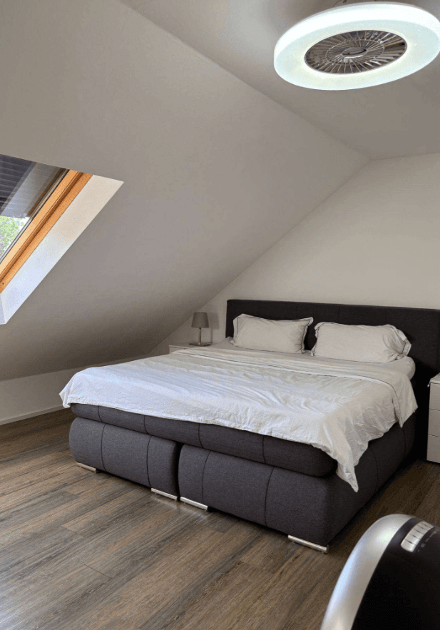 Prodej domu 200 m², pozemek 313 m², Schweinfurt, Bavorsko Prodej domu 200 m², pozemek 313 m², Schweinfurt, Bavorsko