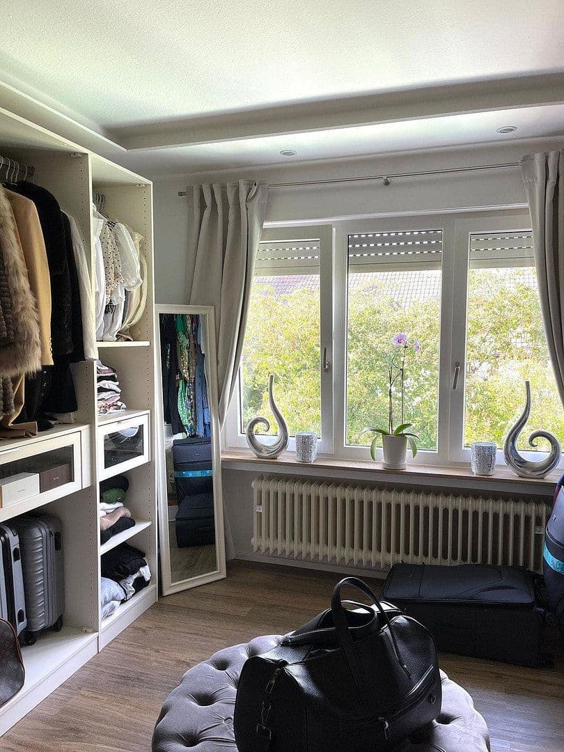 Prodej domu 200 m², pozemek 313 m², Schweinfurt, Bavorsko Prodej domu 200 m², pozemek 313 m², Schweinfurt, Bavorsko