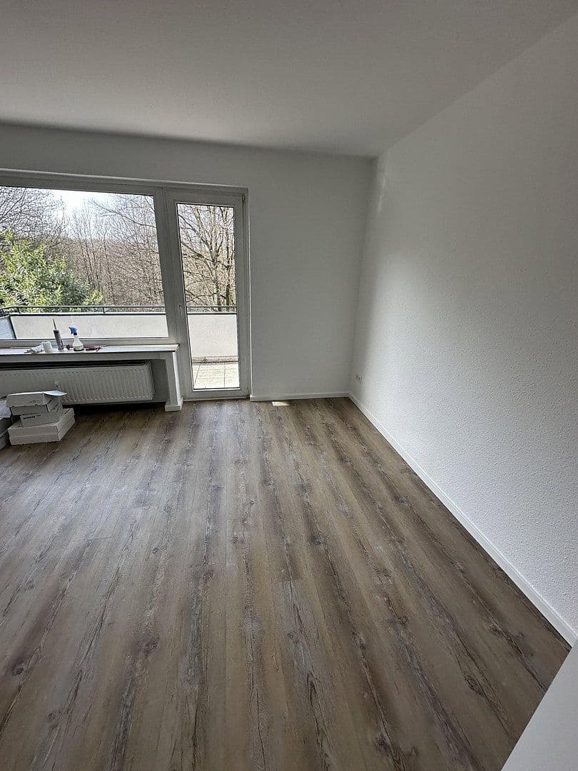 Pronájem bytu 3+1 72 m², Grandstraße 44, Essen, Severní Porýní-Vestfálsko Pronájem bytu 3+1 72 m², Grandstraße 44, Essen, Severní Porýní-Vestfálsko