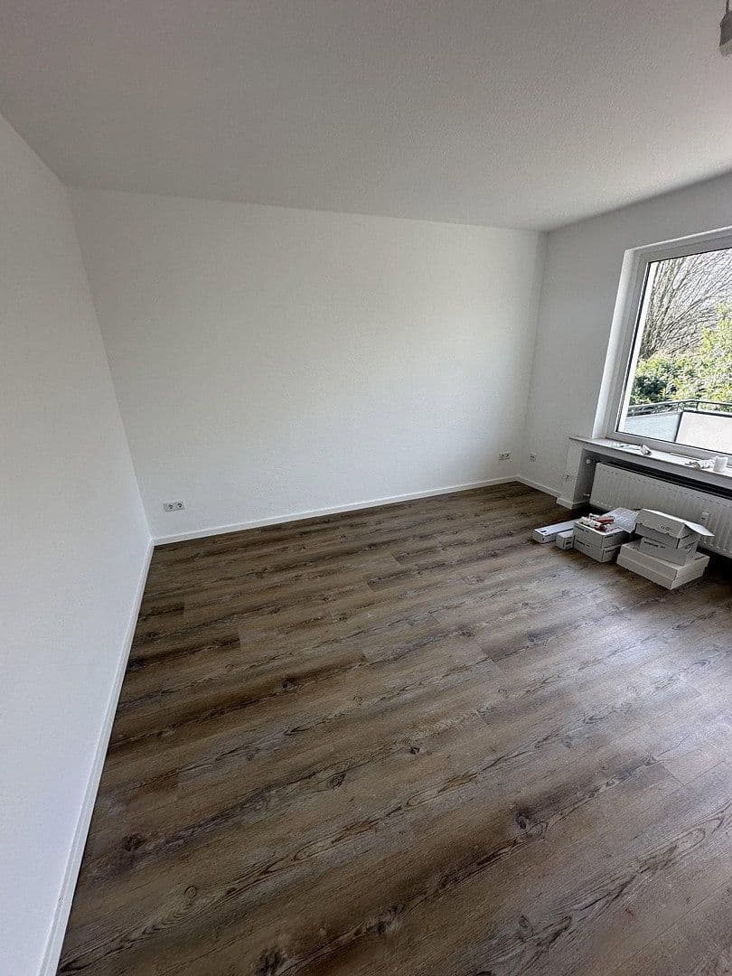 Pronájem bytu 3+1 72 m², Grandstraße 44, Essen, Severní Porýní-Vestfálsko Pronájem bytu 3+1 72 m², Grandstraße 44, Essen, Severní Porýní-Vestfálsko