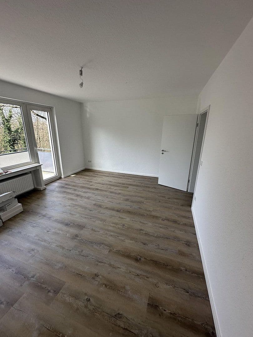 Pronájem bytu 3+1 72 m², Grandstraße 44, Essen, Severní Porýní-Vestfálsko Pronájem bytu 3+1 72 m², Grandstraße 44, Essen, Severní Porýní-Vestfálsko