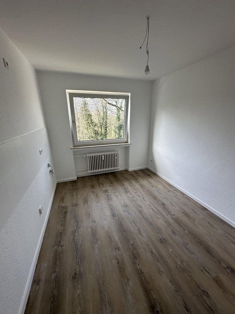 Pronájem bytu 3+1 72 m², Grandstraße 44, Essen, Severní Porýní-Vestfálsko Pronájem bytu 3+1 72 m², Grandstraße 44, Essen, Severní Porýní-Vestfálsko