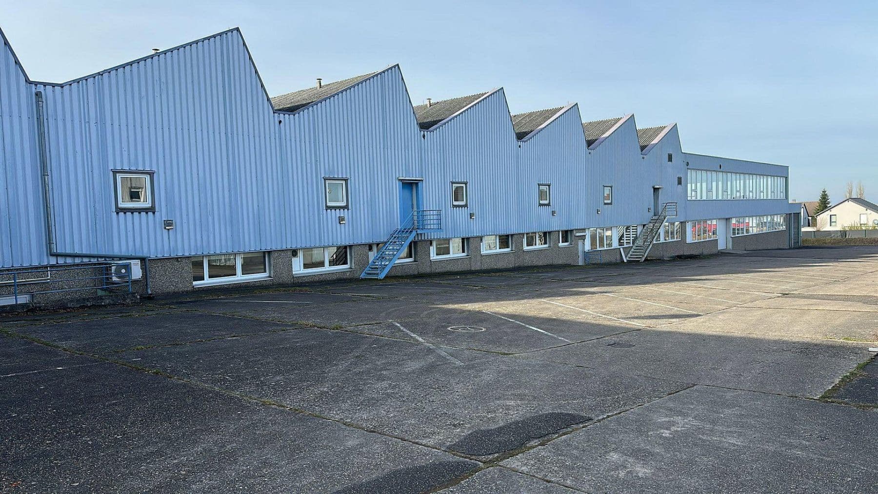 Pronájem nebytového prostoru 16.000 m², Bitcherstr. 6, Vinningen, Porýní-Falc Pronájem nebytového prostoru 16.000 m², Bitcherstr. 6, Vinningen, Porýní-Falc