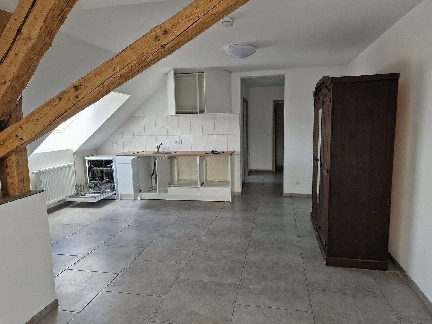 Pronájem bytu 1+1 48 m², Durlacherstr. 24, Keltern, Bádensko-Württembersko Pronájem bytu 1+1 48 m², Durlacherstr. 24, Keltern, Bádensko-Württembersko