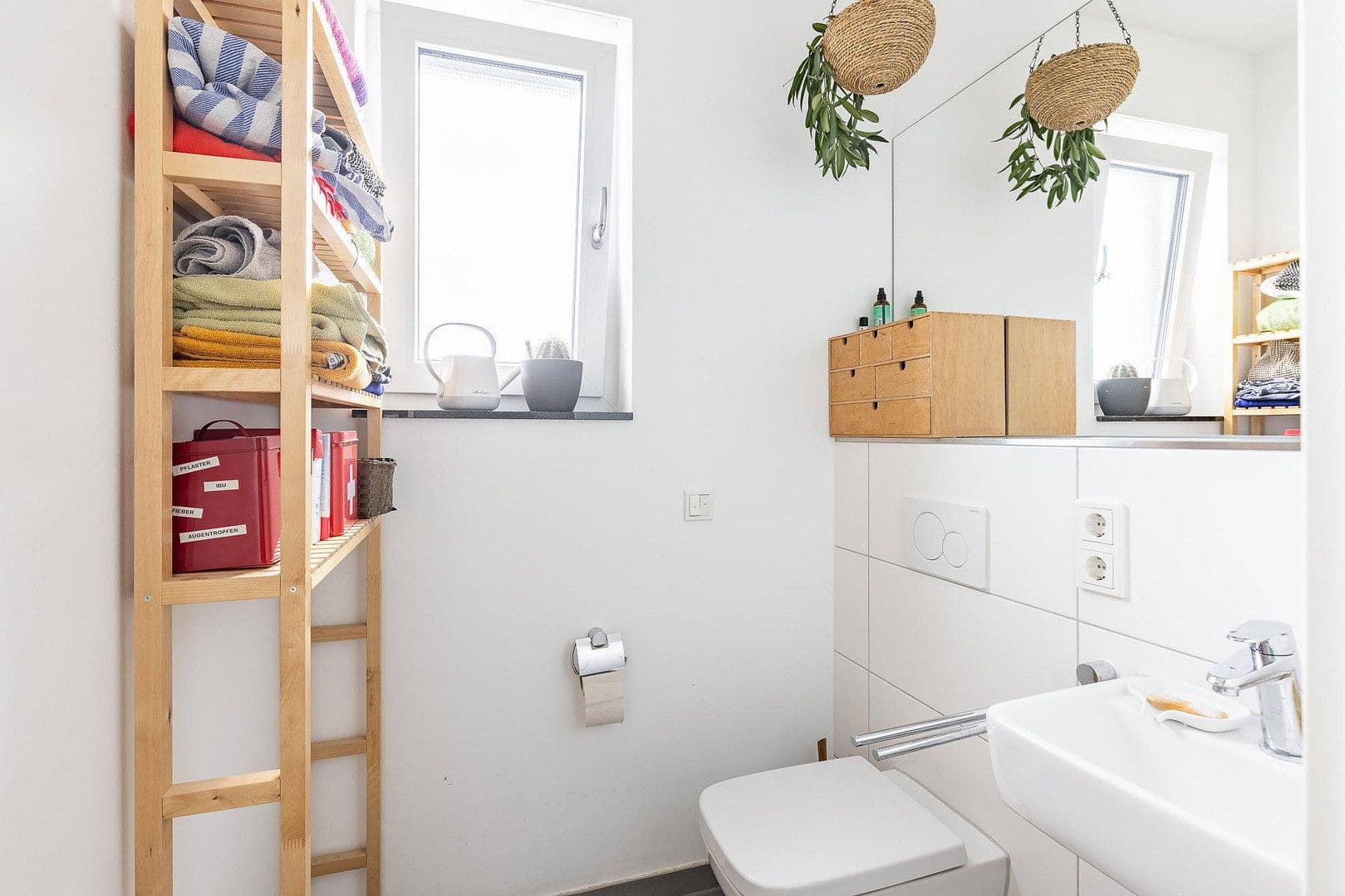 Pronájem bytu 3+1 142 m², Köln, Severní Porýní-Vestfálsko Pronájem bytu 3+1 142 m², Köln, Severní Porýní-Vestfálsko