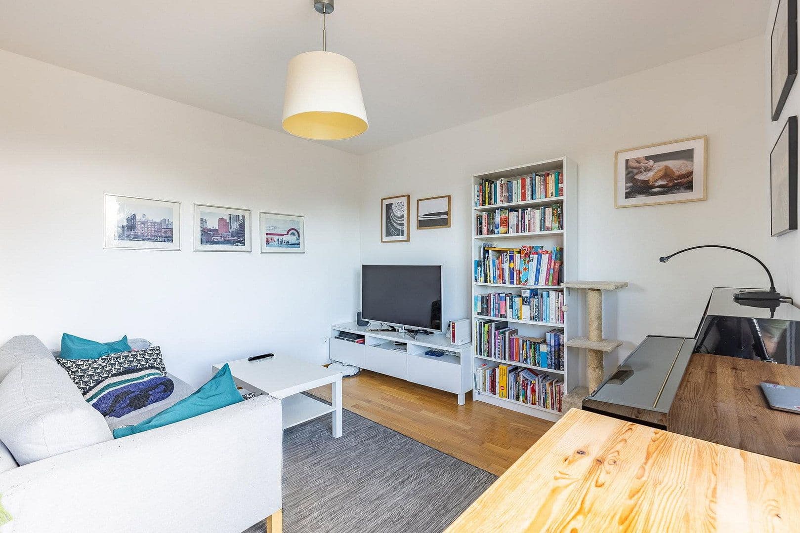 Pronájem bytu 3+1 142 m², Köln, Severní Porýní-Vestfálsko Pronájem bytu 3+1 142 m², Köln, Severní Porýní-Vestfálsko