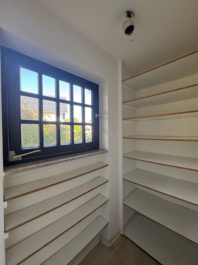 Prodej domu 211 m², pozemek 672 m², Nidda, Hessen Prodej domu 211 m², pozemek 672 m², Nidda, Hessen