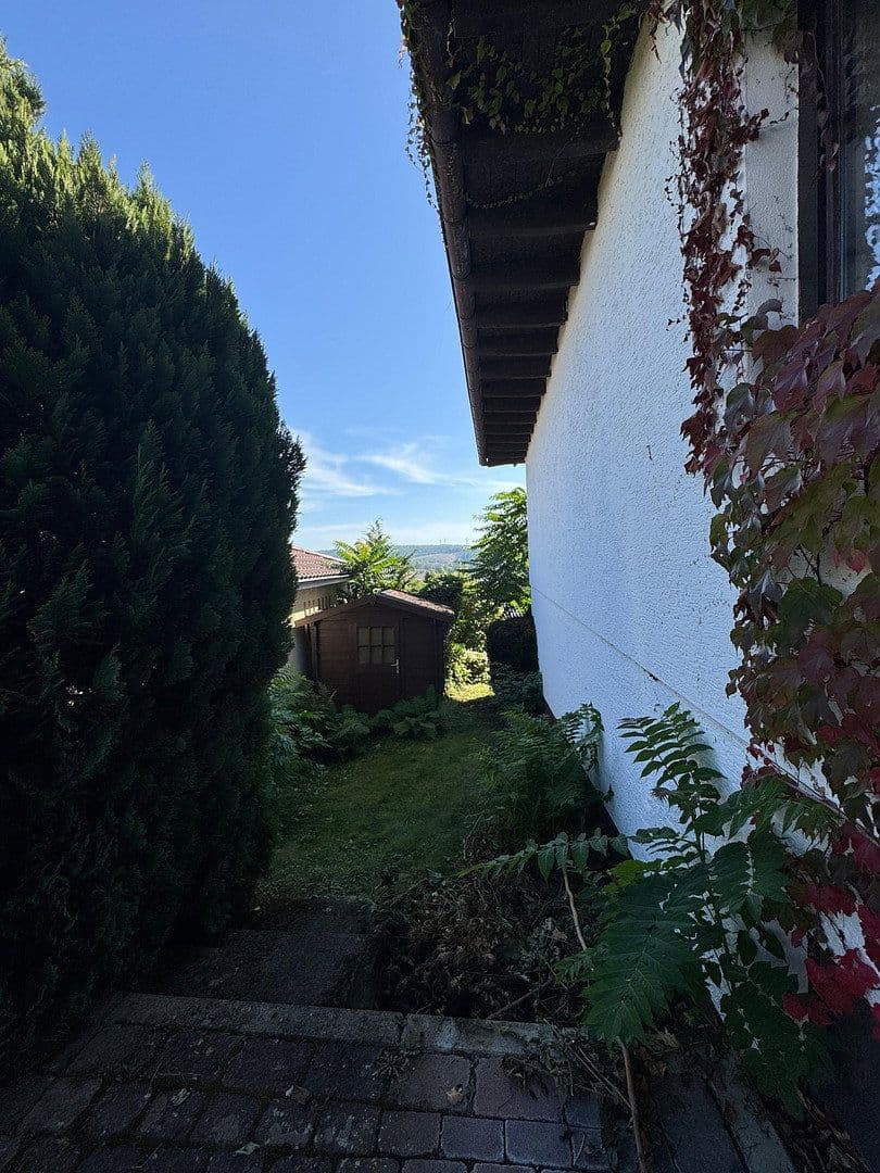 Prodej domu 211 m², pozemek 672 m², Nidda, Hessen Prodej domu 211 m², pozemek 672 m², Nidda, Hessen