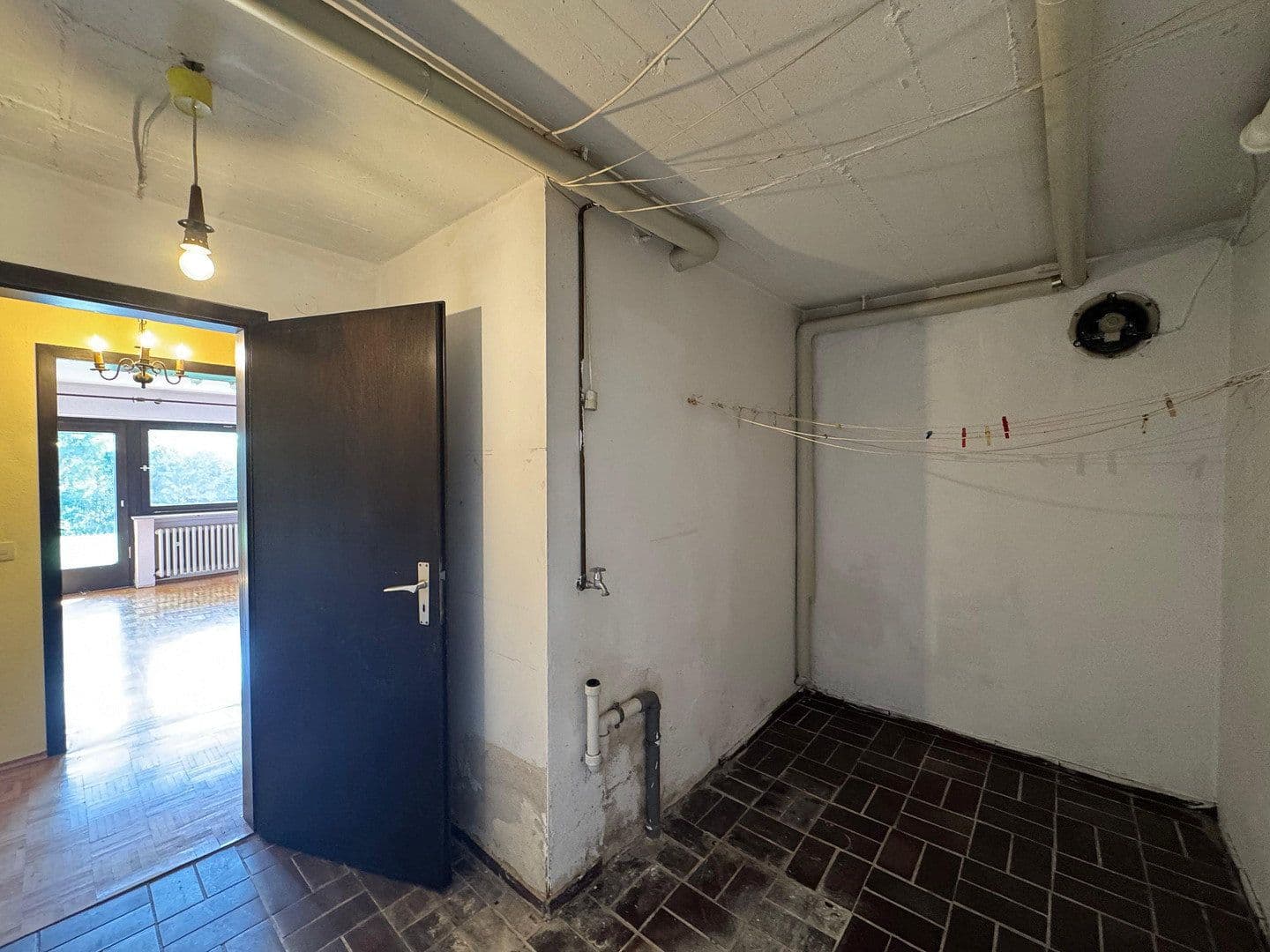 Prodej domu 211 m², pozemek 672 m², Nidda, Hessen Prodej domu 211 m², pozemek 672 m², Nidda, Hessen