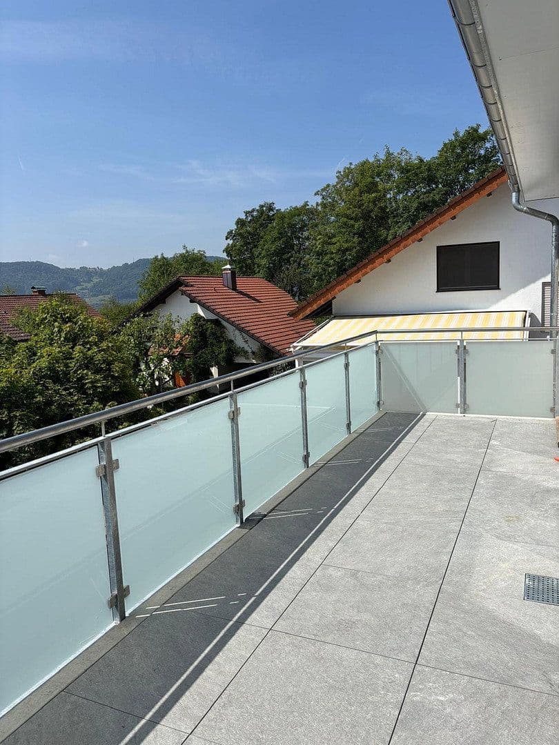 Pronájem bytu 4+1 111 m², Bad Säckingen, Bádensko-Württembersko Pronájem bytu 4+1 111 m², Bad Säckingen, Bádensko-Württembersko