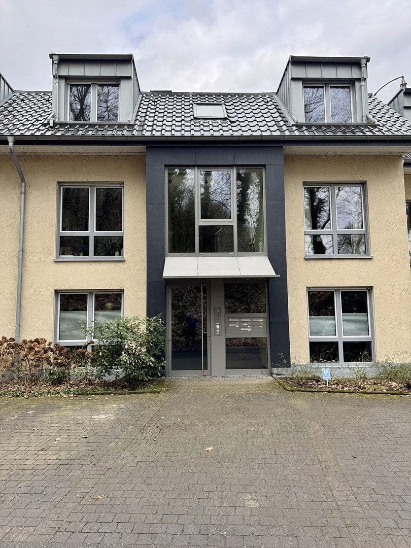 Pronájem bytu 2+1 65 m², Rütscher Straße 209, Cáchy, Severní Porýní-Vestfálsko Pronájem bytu 2+1 65 m², Rütscher Straße 209, Cáchy, Severní Porýní-Vestfálsko