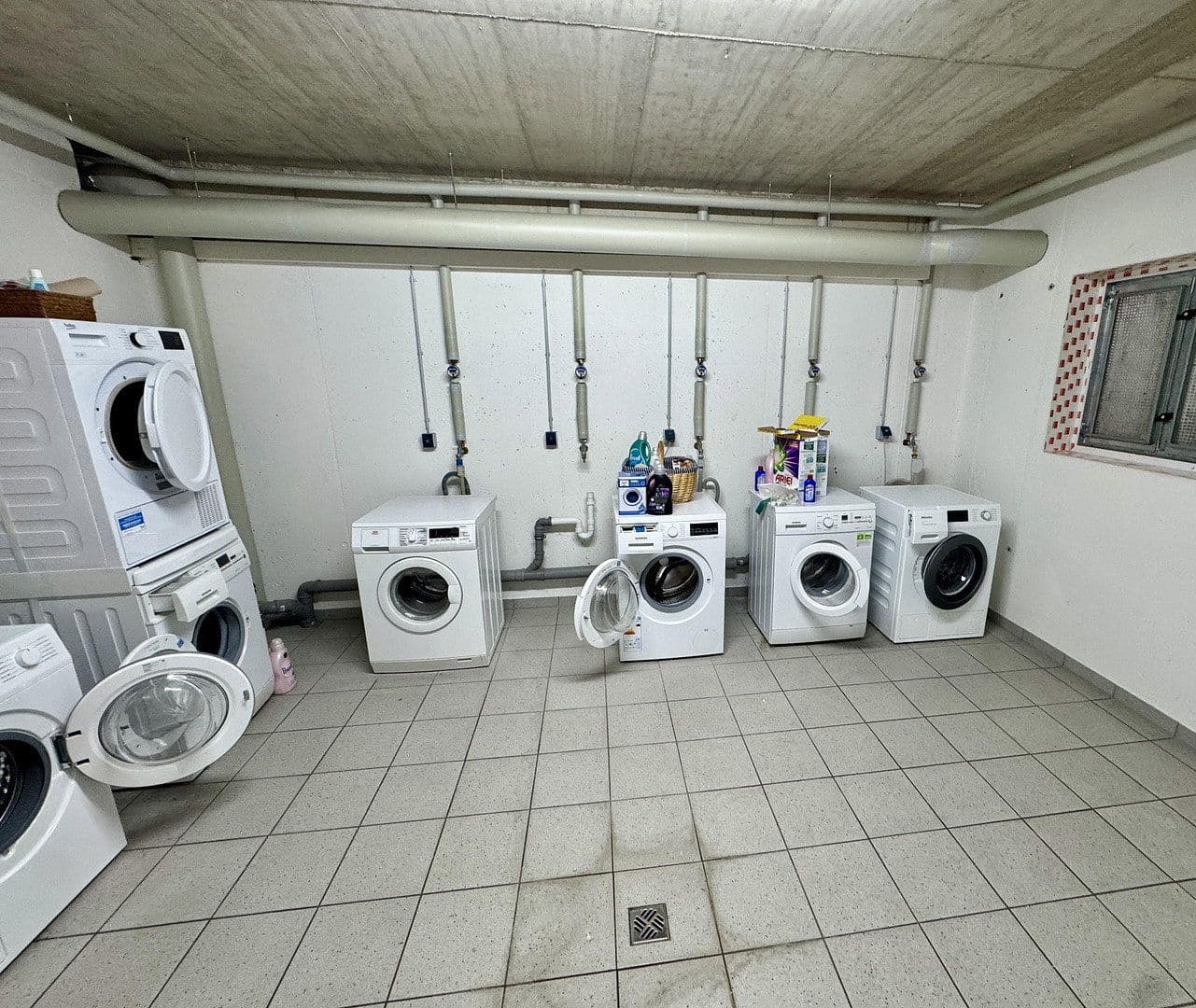 Pronájem bytu 2+1 65 m², Rütscher Straße 209, Cáchy, Severní Porýní-Vestfálsko Pronájem bytu 2+1 65 m², Rütscher Straße 209, Cáchy, Severní Porýní-Vestfálsko