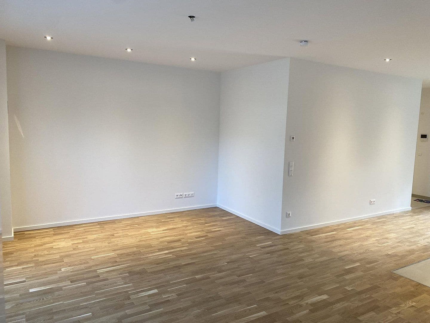 Pronájem bytu 3+1 100 m², Friedrich-Engels-Damm 83, Bad Saarow, Braniborsko Pronájem bytu 3+1 100 m², Friedrich-Engels-Damm 83, Bad Saarow, Braniborsko