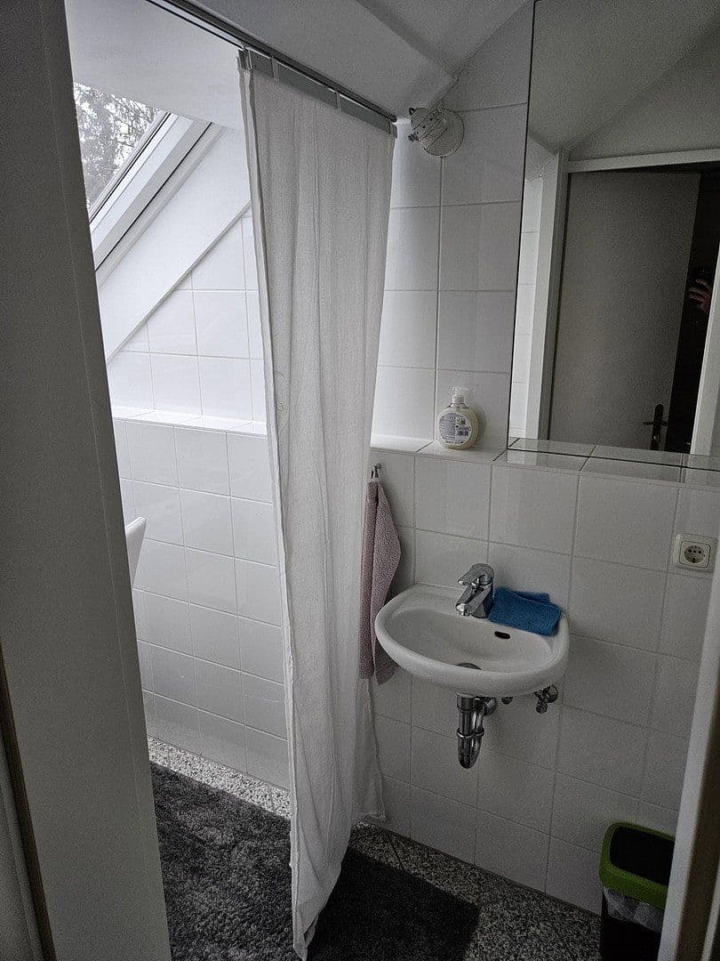 Pronájem bytu 2+1 53 m², Lerchenauer Str. 176, München, Bavorsko Pronájem bytu 2+1 53 m², Lerchenauer Str. 176, München, Bavorsko