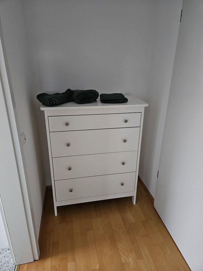 Pronájem bytu 2+1 53 m², Lerchenauer Str. 176, München, Bavorsko Pronájem bytu 2+1 53 m², Lerchenauer Str. 176, München, Bavorsko