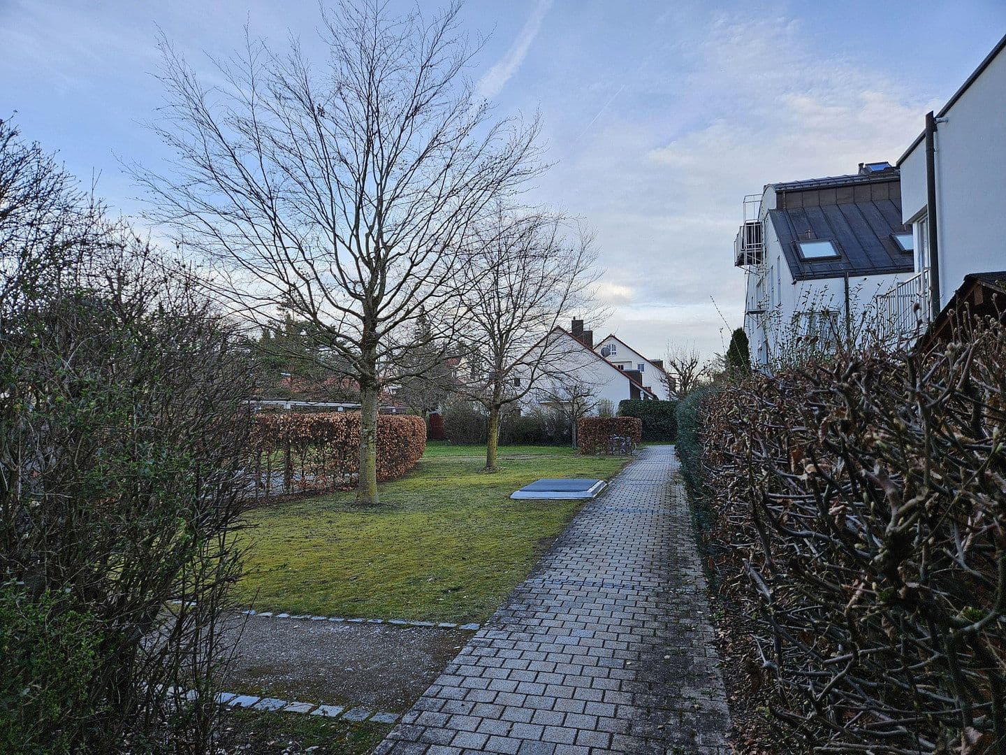 Pronájem bytu 2+1 53 m², Lerchenauer Str. 176, München, Bavorsko Pronájem bytu 2+1 53 m², Lerchenauer Str. 176, München, Bavorsko