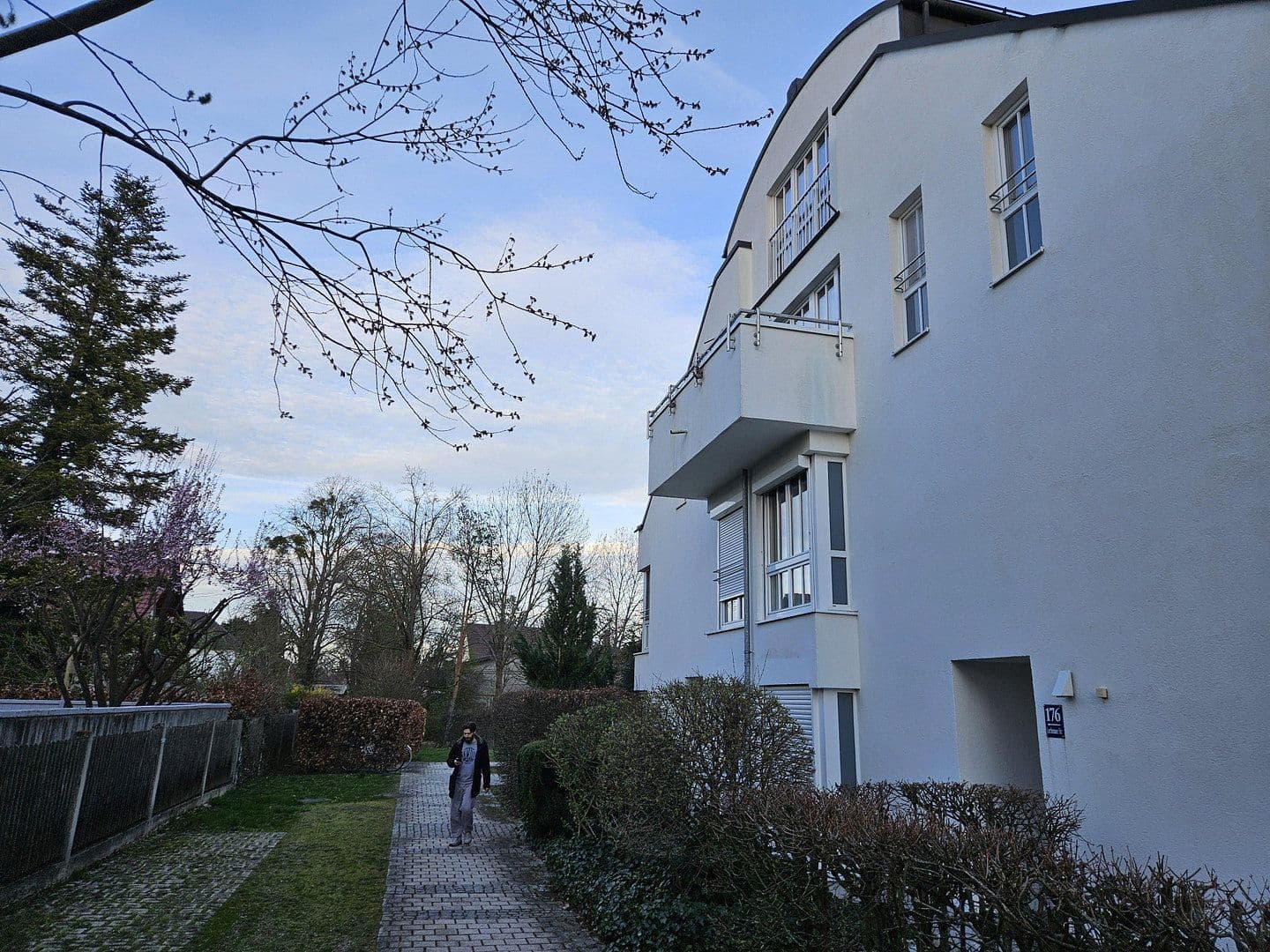 Pronájem bytu 2+1 53 m², Lerchenauer Str. 176, München, Bavorsko Pronájem bytu 2+1 53 m², Lerchenauer Str. 176, München, Bavorsko