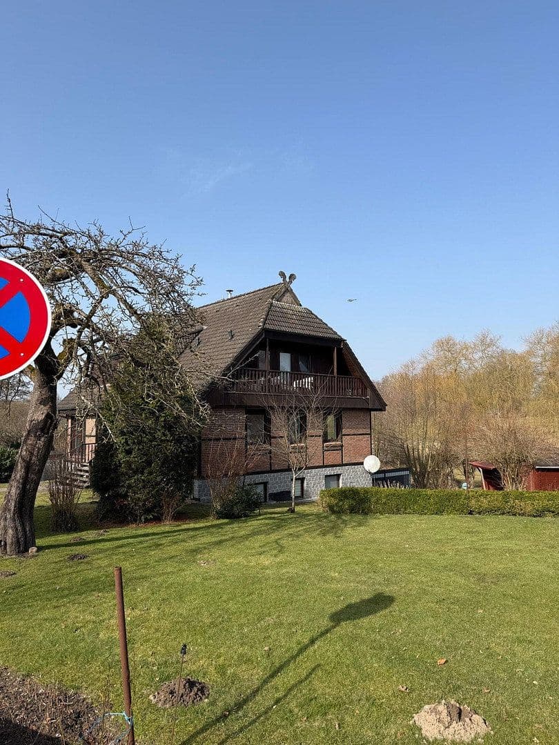 Prodej domu 300 m², pozemek 5.600 m², Kassburg 1e, Sülfeld, Šlesvicko-Holštýnsko Prodej domu 300 m², pozemek 5.600 m², Kassburg 1e, Sülfeld, Šlesvicko-Holštýnsko