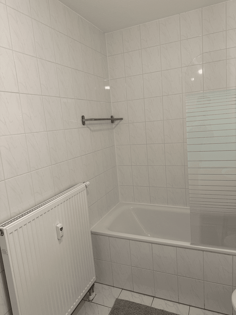 Pronájem bytu 2+1 68 m², Oberurseler Weg 3, Frankfurt, Hessen Pronájem bytu 2+1 68 m², Oberurseler Weg 3, Frankfurt, Hessen