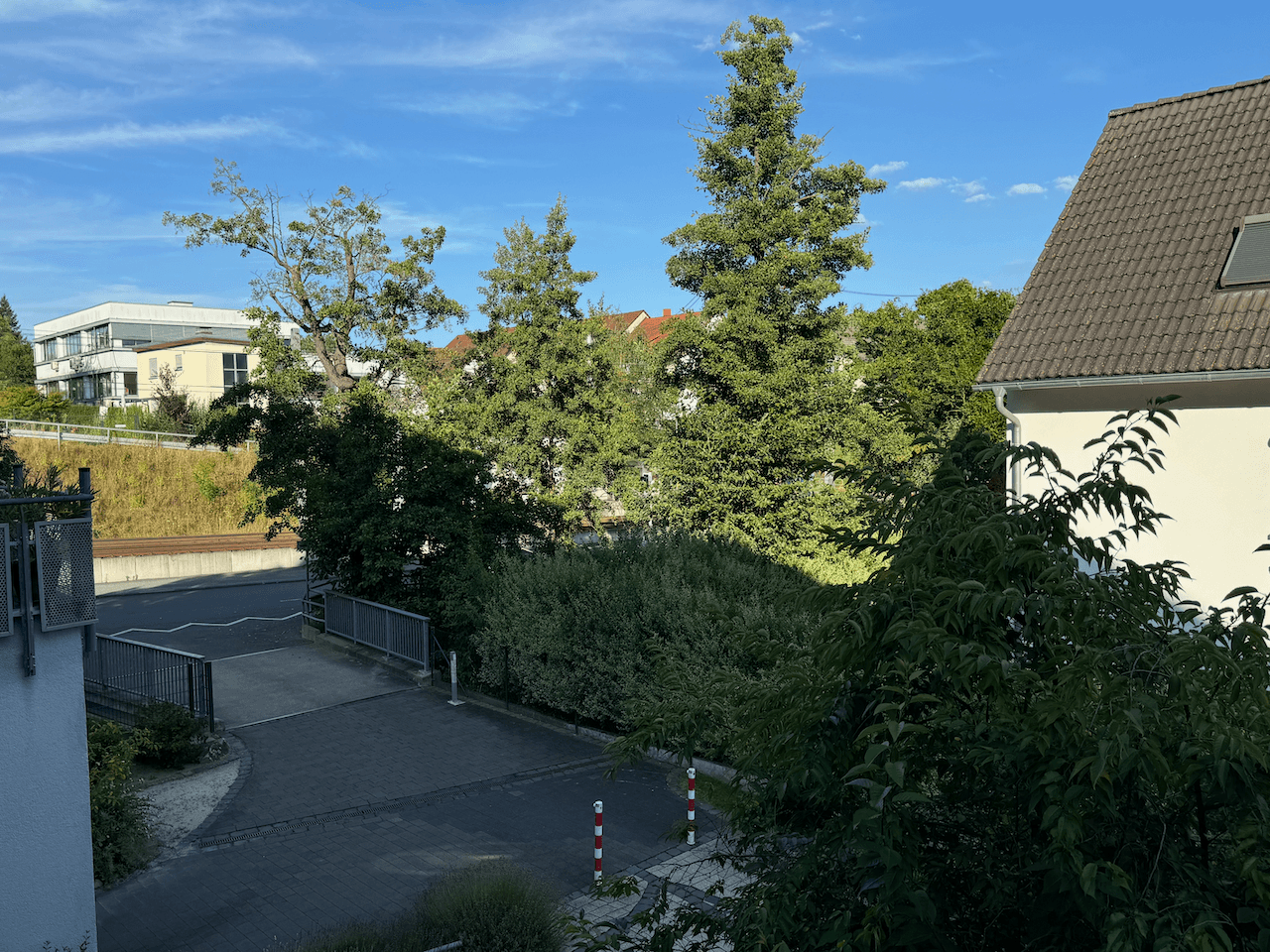 Pronájem bytu 2+1 68 m², Oberurseler Weg 3, Frankfurt, Hessen Pronájem bytu 2+1 68 m², Oberurseler Weg 3, Frankfurt, Hessen